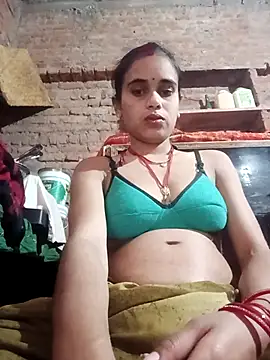 Fency Love143 online show from 02/10/26, 11:47