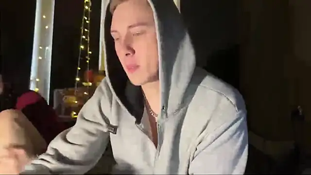 love4couple online show from 04/17/26, 06:49