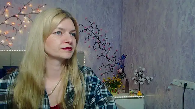 Snapshot of MelissaTyler chatting on 04/20/26, 11:57 MelissaTyler online show from 04/20/26, 11:57
