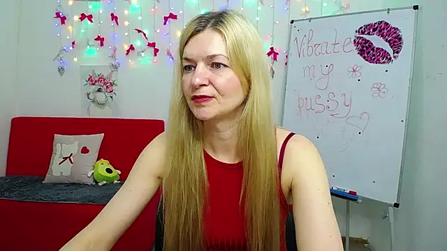 Snapshot of MelissaTyler chatting on 05/01/26, 11:26 MelissaTyler online show from 05/01/26, 11:26