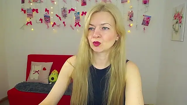 Snapshot of MelissaTyler chatting on 05/09/26, 05:23 MelissaTyler online show from 05/09/26, 05:23