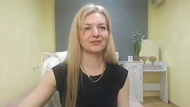 Snapshot of MelissaTyler chatting on 05/16/26, 10:36 MelissaTyler online show from 05/16/26, 10:36