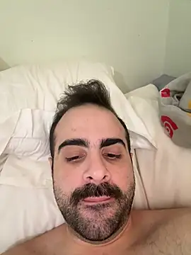 Snapshot of tsunamiminas chatting on 12/21/25, 05:09 tsunamiminas online show from 12/21/25, 05:09