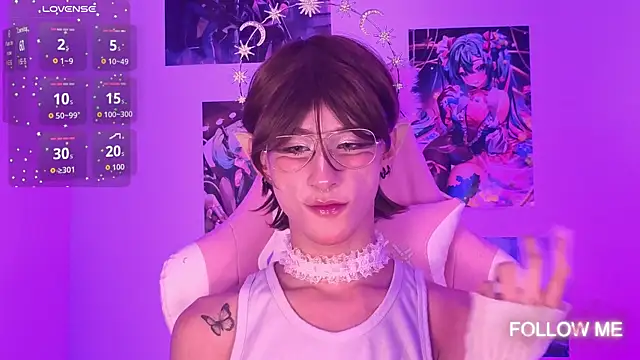 Snapshot of Kitsuneplay_ chatting on 03/30/26, 06:58 Kitsuneplay online show from 03/30/26, 06:58