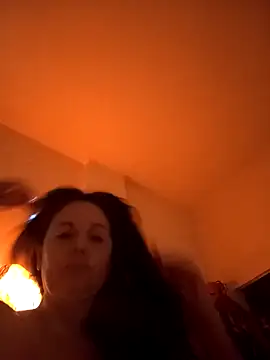 EdgedSleeve online show from 02/19/26, 07:54