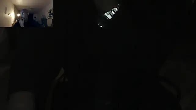 Snapshot of HornyToloG chatting on 12/22/25, 04:20 HornyToloG online show from 12/22/25, 04:20