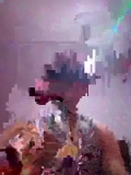 Snapshot of Eyking69 chatting on 12/22/25, 02:52 Eyking69 online show from 12/22/25, 02:52