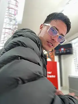 Latin Paisa Boy online show from 03/24/26, 09:42