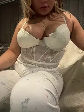 ELLSTRIP online show from 03/18/26, 04:48