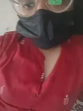 Snapshot of MaggieTelugu-15 chatting on 02/24/26, 07:06 MaggieTelugu-15 online show from 02/24/26, 07:06