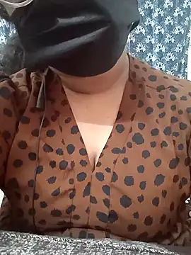 Snapshot of MaggieTelugu-15 chatting on 03/26/26, 10:21 MaggieTelugu-15 online show from 03/26/26, 10:21