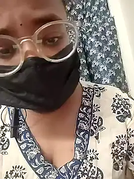 Snapshot of MaggieTelugu-15 chatting on 04/04/26, 07:28 MaggieTelugu-15 online show from 04/04/26, 07:28