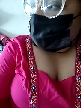 Snapshot of MaggieTelugu-15 chatting on 04/06/26, 06:25 MaggieTelugu-15 online show from 04/06/26, 06:25