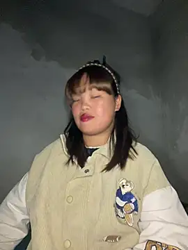 Wendy-2 online show from 04/30/26, 02:12