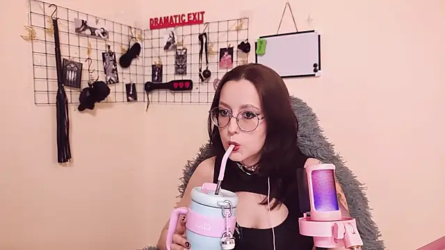 XXGoddessLXX online show from 02/04/26, 05:30