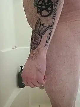 Snapshot of Bongjangles chatting on 02/03/26, 10:09 Bongjangles online show from 02/03/26, 10:09