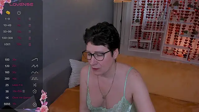 JennyMons online show from 02/11/26, 08:30