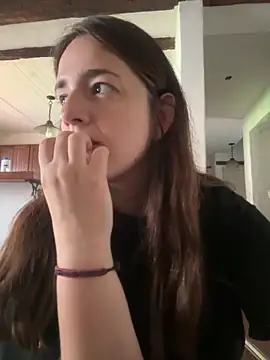 Snapshot of lele202526 chatting on 03/07/26, 02:14 lele202526 online show from 03/07/26, 02:14