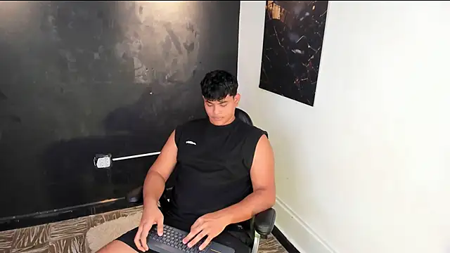 Nicole and thiago1 online show from 02/19/26, 09:00