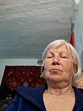 Snapshot of KlaudiaDarling chatting on 04/21/26, 10:10 KlaudiaDarling online show from 04/21/26, 10:10