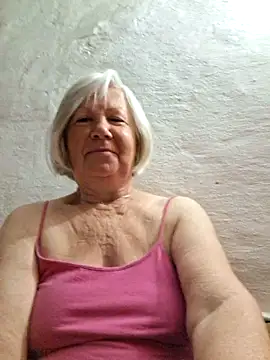 Snapshot of KlaudiaDarling chatting on 06/01/26, 01:18 KlaudiaDarling online show from 06/01/26, 01:18
