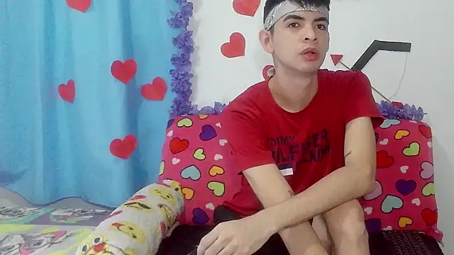 nico22love online show from 02/17/26, 02:57