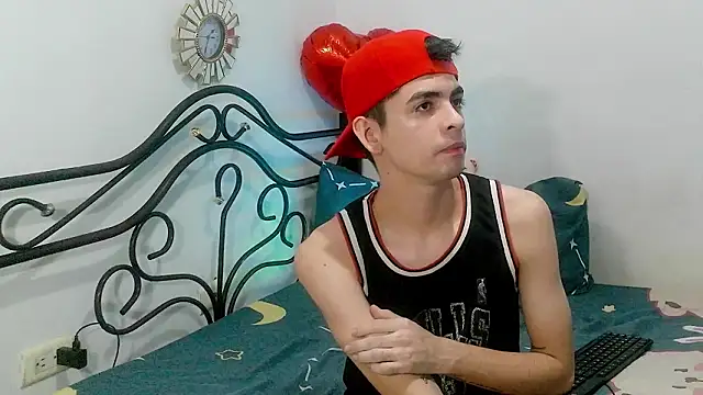 nico22love online show from 02/28/26, 12:33