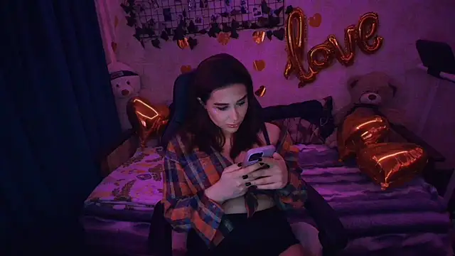 Snapshot of AlisiaRose chatting on 03/28/26, 08:30 AlisiaRose online show from 03/28/26, 08:30