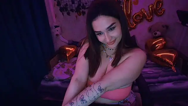 Snapshot of AlisiaRose chatting on 04/10/26, 11:20 AlisiaRose online show from 04/10/26, 11:20