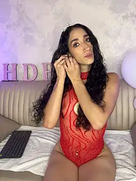 LunaDupont online show from 02/05/26, 08:57