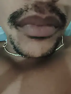 Snapshot of bigdick211292 chatting on 07/28/26, 03:35 bigdick211292 online show from 07/28/26, 03:35