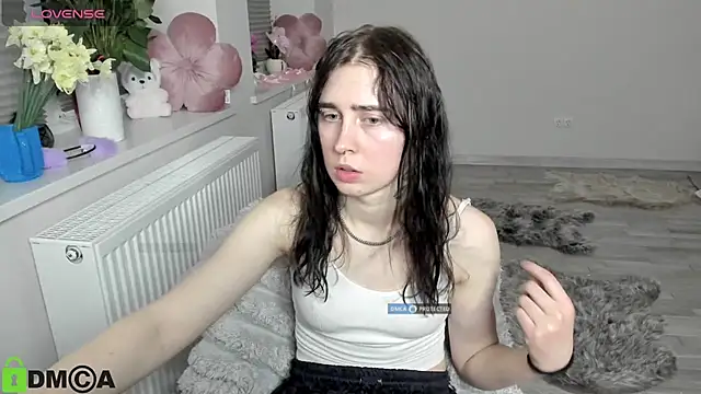 Snapshot of KrissLimada chatting on 04/06/26, 08:43 KrissLimada online show from 04/06/26, 08:43