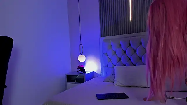 Chloe dolls18 online show from 01/16/26, 09:30