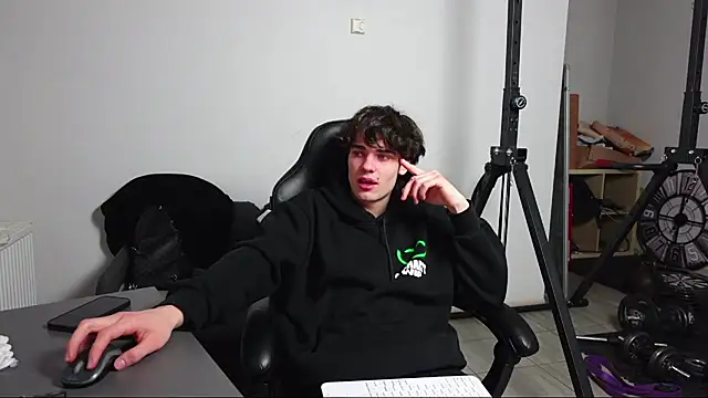 Daniel Shawnn online show from 01/05/26, 07:17