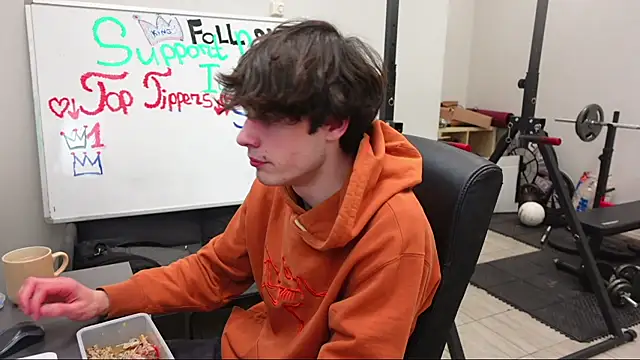 Daniel Shawnn online show from 02/02/26, 03:55