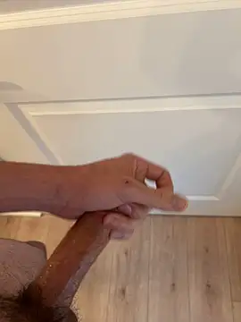 Snapshot of jasons1234 chatting on 04/05/26, 02:58 jasons1234 online show from 04/05/26, 02:58