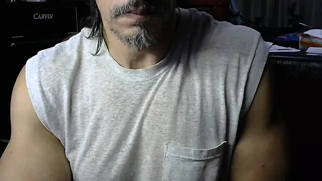 Snapshot of koolchillfun696969 chatting on 06/25/26, 03:50 koolchillfun696969 online show from 06/25/26, 03:50