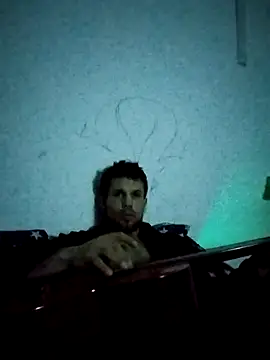 Snapshot of Bosik23 chatting on 02/12/26, 01:33 Bosik23 online show from 02/12/26, 01:33