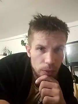 Snapshot of Bosik23 chatting on 03/20/26, 03:55 Bosik23 online show from 03/20/26, 03:55