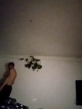 Snapshot of Bosik23 chatting on 03/20/26, 11:09 Bosik23 online show from 03/20/26, 11:09