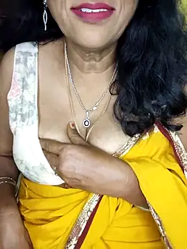 Snapshot of Maya_kannada chatting on 02/01/26, 01:09 Maya kannada online show from 02/01/26, 01:09