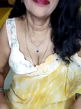 Snapshot of Maya_kannada chatting on 03/16/26, 04:00 Maya kannada online show from 03/16/26, 04:00