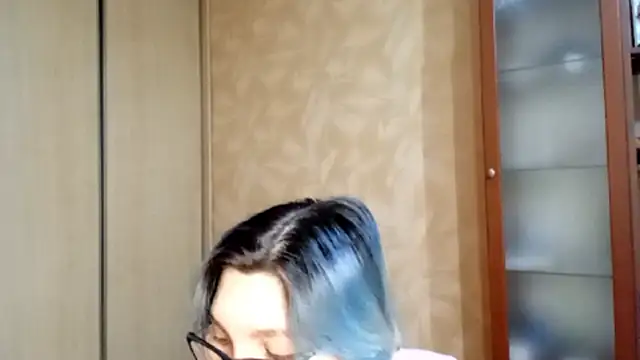 EvonTabb online show from 02/04/26, 02:01