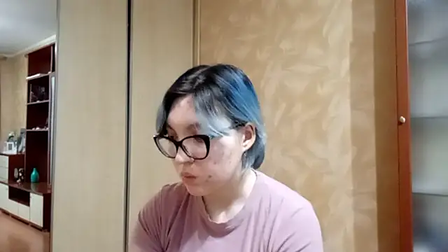 EvonTabb online show from 02/18/26, 01:51