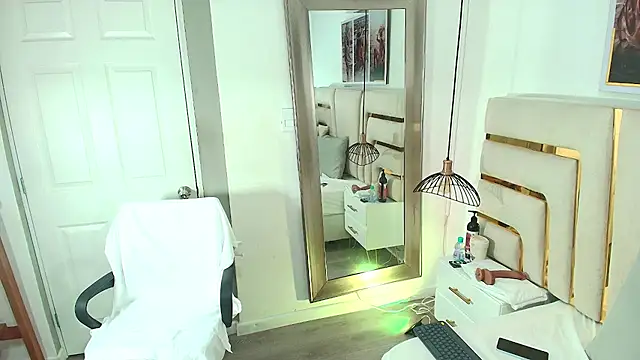 Snapshot of Noelle_Minx chatting on 04/09/26, 06:24 Noelle Minx online show from 04/09/26, 06:24