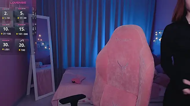 Snapshot of Haya_Harareet chatting on 02/24/26, 08:12 Haya Harareet online show from 02/24/26, 08:12