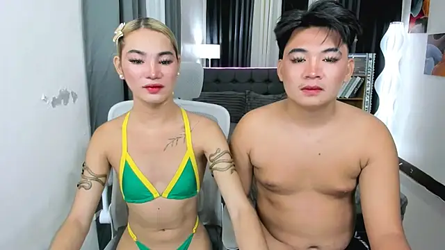 Snapshot of Asianfuck_xoxo chatting on 05/14/26, 11:28 Asianfuck xoxo online show from 05/14/26, 11:28