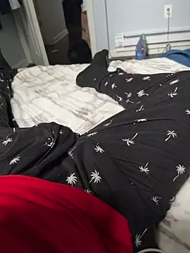 Snapshot of elpapigrande12 chatting on 03/06/26, 02:24 elpapigrande12 online show from 03/06/26, 02:24