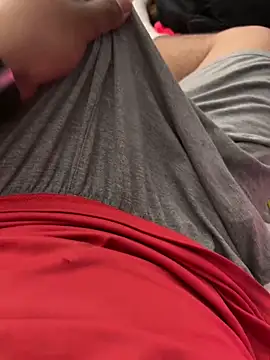 Snapshot of elpapigrande12 chatting on 03/24/26, 02:16 elpapigrande12 online show from 03/24/26, 02:16