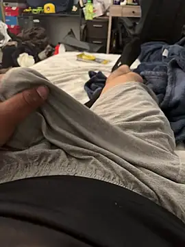 Snapshot of elpapigrande12 chatting on 03/30/26, 01:50 elpapigrande12 online show from 03/30/26, 01:50